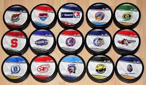 Download the extraliga logo vector file in svg format (scalable vector graphics) designed by unknown. Serie 15x Puk Hokej Extraliga Kluby Plech Loga Jersey 2012 13 Aukro