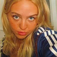 felicia andersson (@flislisen)