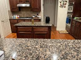 Cristallo quartzite, need help with cabinet color