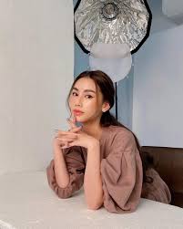 หลังจากที่สาวดาว พิมพ์ทอง อดีตแฟนสาวของ หนุ่มพอร์ช ได้โพสต์ไอจีสตอรี่ ไอ้ควาย และข้อความ มึงรอเจอหลักฐานที่กูมีได้เลย ซึ่งเป็นภาพ. Kurokl6wnffbdm