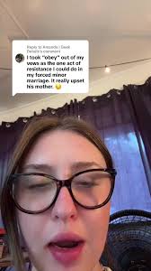 Amanda Wainscott Detail