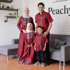 Model baju batik kombinasi terbaru dengan desain yang modern. Couple Claudia Sarimbit Batik Family Motif Songket Kombinasi Polos Shopee Indonesia