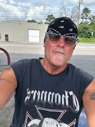 From Somerset Kentucky what's up ladies