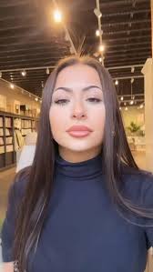 Our recent 561 Faces event was hosted at @clivedanielhm, a sprawling  showroom with endless options and services. Lea Creech shares just a few!  #561faces #bocaraton #clivedaniel #clivedanielhome #interiordesign  #interiordesigners #southflorida