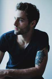 I had a good time with you all and have been a devoted simmer since sims 1. Hot Guys With Dark Hair Fuck Yes Pls