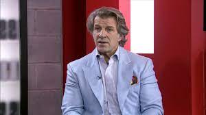 Marc bergevin n'a pas apprécié les commentaires d'alain vigneault au sujet de gallagher. Can We Talk About Burger Vans Hair Starting To Look Like A Romance Novel Cover Model Habs