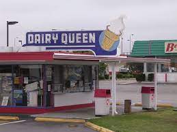 Our Old Small Dairy Queen Can We Say Time To Build A New One Vintage Restaurant Dairy Queen Shelbyville