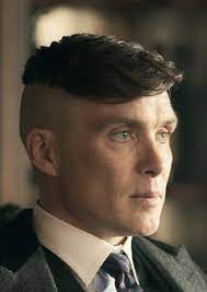 Cillian Murphy In Pb Series 5 Close Up Peaky Blinder Haircut Peaky Blinders Hair Haircuts For Men