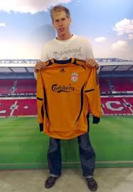 Arsenal and chelsea 'tracking former liverpool goalkeeper peter gulacsi'. Ujabb Magyar Jatekos A Pl Ben 17 Eves Kapust Igazolt A Liverpool