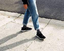 How Long Should You Wear Compression Socks Compression Socks Compression How To Wear