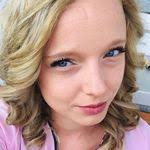 Mandy Gehrke's Instagram, Twitter & Facebook