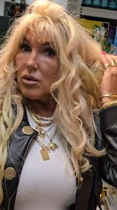 Babka idzie na fryzjerkę 🤣