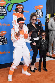 Mariah carey (/ m ə ˈ r aɪ ə. Gala On Twitter Mariah Carey Hat Mariah Carey Ihre Kinder Unter Kontrolle Https T Co W3fcwctbc3