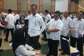 Penerimaan mahasiswa baru stks bandung tahun akademik 2019 / 2020. Hampir 3 000 Orang Bersaing Masuk Politeknik Kesejahteraan Sosial Antara News