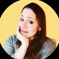 Mia Geiger's Instagram, Twitter & Facebook