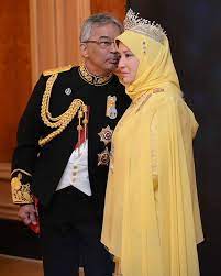Dar viena karališkoji pora priversta karantinuotis: Pin Di Malaysia Sultanates