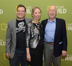Apr 23, 2020 · how much does dr brenda make per episode? The Incredible Dr Pol Meet The Staff At Pol Veterinary Services