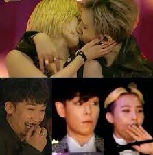 Bigbang S Reaction To Hyuna S Kisses On Mama 2013 Lol I Died Laughing At Seungri S Reaction Humor Lucu Lucu Fandom