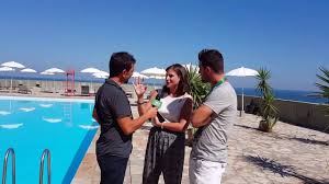 Pubblicato il 10 agosto 2015 alle ore 12:30. Alanews Incontra Letizia Il Cuore Di Greg Batte Per Lei Youtube