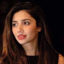 Mahira Khan Miffed With The Makers Of Shah Rukh Khan S Raees Ibtimes India The raees trailer lays out an explosive, exciting groundwork for introducing shah rukh khan's character raees aslam; mahira khan miffed with the makers of