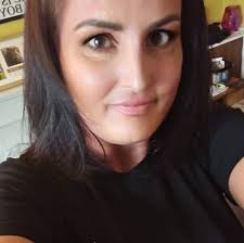 Is there any garden/groundsworker based in leslie? Looking for a quote for  some work in the garden to be done.