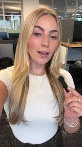 Lesley Montgomery's Instagram, Twitter & Facebook