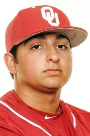 Kenny Saenz's Instagram, Twitter & Facebook