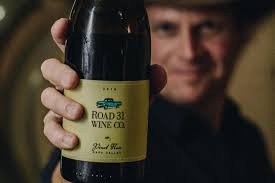 Kent Fortner '92 here, hijacking the W&M Alumni IG. Suffice to say the  Commonwealth was a culture shock for a kid from Kansas, but my Yates 2nd  North peeps—aka the Greendog social