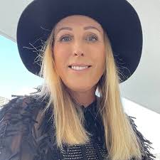 HAPPY 50th to my truly amazing wife Bessie Barker :-) I am so proud of the  woman you have become, the lives you change and the people you help. You  are continually