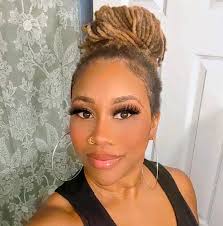 Next wedding in bridgerton are likely Penelope and Fran I can't wait for  the dresses 👗 🙌