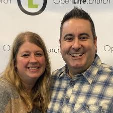 Dana Huff's Instagram, Twitter & Facebook