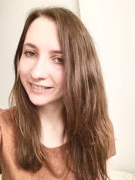 Madeline Dyer's Instagram, Twitter & Facebook