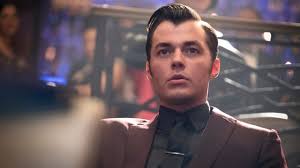 Όταν, δε, αποκαλύπτεται ότι ο serial killer τού «έτερος εγώ» δεν ήταν κάποιος παρανοϊκός με «λασκαρισμένες βίδες», που το δήθεν. Eteros Egw Ka8arsis Official Trailer Cosmote Tv