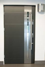 Karena rumah merupakan tempat yang digunakan untuk berlindung dari terik matahari dan terpaan air hujan. Model Pintu Rumah Minimalis Dari Yang Simpel Hingga Super Mewah
