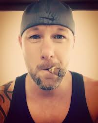 Chris Hawk (@ChrisHawkJones)