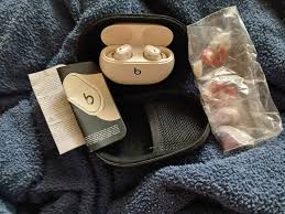 Haven't had them long. I have a hard time keeping these kind in. Just want  to sell to get the over/on ear kind. Or I'd be willing to trade these.  Comes with