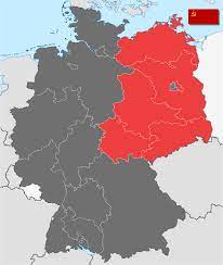 Mit seinem komplett ausgestatteten konsum, einem kleinen kindergarten, einem. Land Ddr Wikipedia