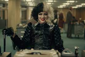 With emma stone, emma thompson, joel fry, paul walter hauser. Emma Stone On Playing Cruella De Vil Without Cigarette Holder People Com