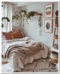 51 Bohemian Minimalist Bedroom Ideas With Urban Outfiters Minimalistbedroom Minimalistbedroomideas Bo College Dorm Room Decor Bedroom Design Dorm Room Decor