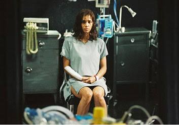 Gothika Movie Preview, Starring Halle Berry and Penelope Cruz, Directed by  Mathieu Kassovitz