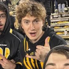 Colin Pass's Instagram, Twitter & Facebook