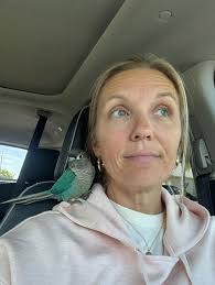 Hi there does anybody know if Cardomon pods are ok for my conure to eat he  loves them Some sites are undecided and other ones say they are really good  for them