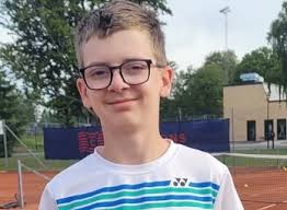 Vi gratulerer Adrian Norvald, Fredrik Widholm-Veen, Benjamin Hartley-Asp,  Jonas Aandal-Nilsen, og Knut Sanne Solheim med uttak til U13 Nordisk  Mesterskap. Nordisk mesterskap u13 arrangeres i Oslo på Sinsen Tennisklubb  11-14 August.