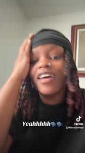 King and Queen!! 💜💛💜💛