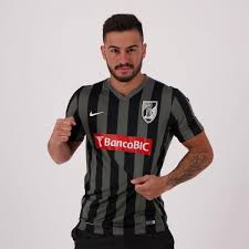 Vitória guimarães, offizieller name „vitória sport clube, ist ein sportverein in guimarães. Nike Vitoria Guimaraes Away 2016 Jersey Futfanatics