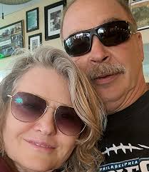 Laura Lewis and William Lingle's Wedding Website