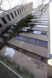 In der zweiten kalenderwoche 2021 werden die. Neben Dem Horrorhaus Geht Die Sonne Auf Oder Wie Privatisierung Dem Steuerzahler Eine Riesen Ruine Hinterlasst Nordstadtblogger