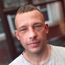 Any reliable plumbers available asap to fix an outside water tap leak  please?