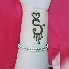 Initial tattoos are tiny, subtle and perhaps one of the best small tattoo categories with a lot of meanings. Simple S Tattoo Design Mehandi Pictures Videos