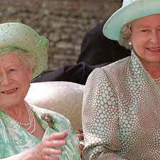 Queen elizabeth ii, the queen mum, prince philip and princess margaret attended viscount althorp and the hon. Queen Mother Gin Habit Saw Her Scolded By The Queen 9honey